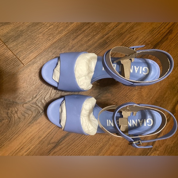 Gianni Bini blue high heels NWT NIB - Picture 4 of 16